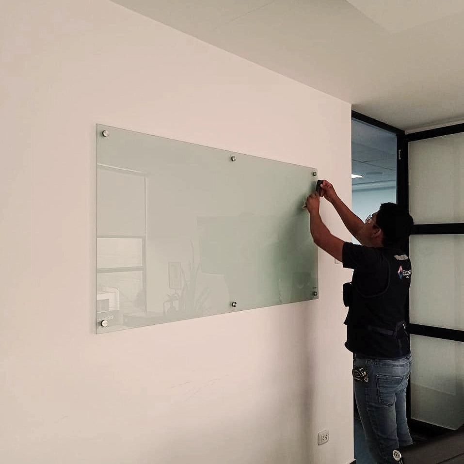 Servicio Delivery + Instalación de Pizarra (90 a 120 cm de Ancho) Sólo Lima (Zonas Determinadas)
